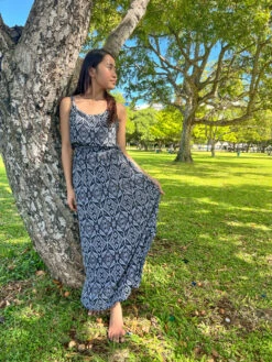 Napua Collection Ruffle Maxi Dress - Batik: Black 12 Napua Collection Ruffle Maxi Dress - Batik: Black -Hawaiian Style Shop IMG 2436 44749.1701902838